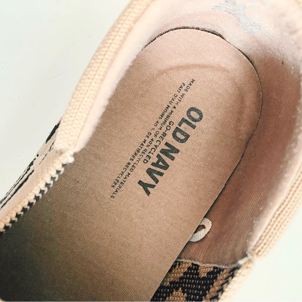 OLD NAVY Leopard Print Slip-On Shoes - Picture 7 of 7